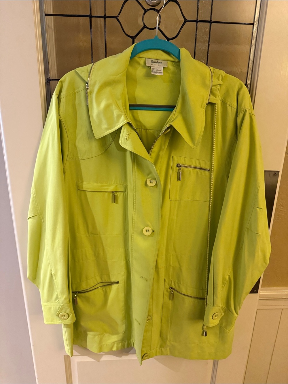 Neiman Marcus Lime Green Women’s Lightweight Jacket